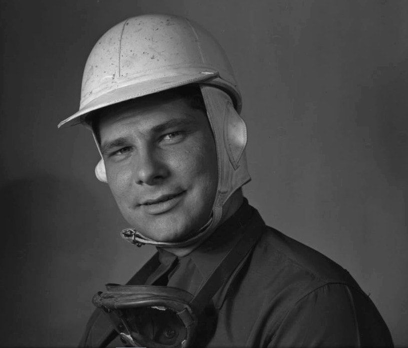 Bill Mackey